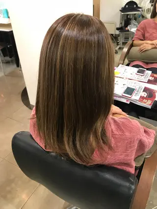 セミロング カラー ヘアアレンジ 烏山 達也のヘアスタイル