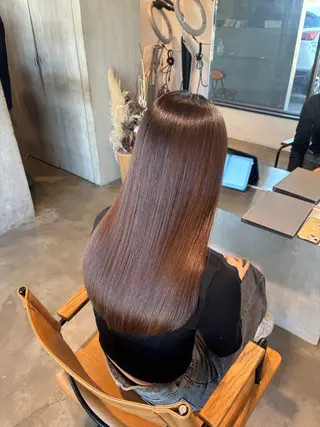 ロング カラー 小木曽 里華のヘアスタイル