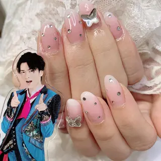 ネイル La neige* yuki 🐩🌙のネイルデザイン