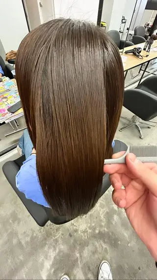 ロング 髪質改善/艶髪 ミトモリシュウトのヘアスタイル