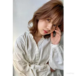 ミディアム カラー 岩間 香純のヘアスタイル