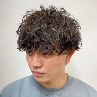 ショート パーマ 高山🐬髪質改善 池袋で縮毛矯正のヘアスタイル