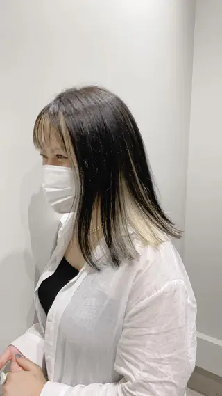 セミロング カラー 美髪ストレート 川本雄己のヘアスタイル