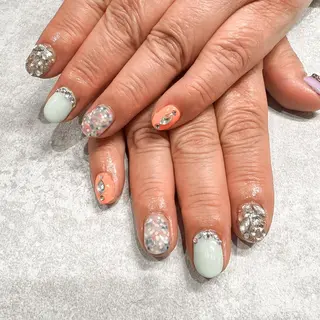 ネイル 長谷川 奈緒美のネイルデザイン