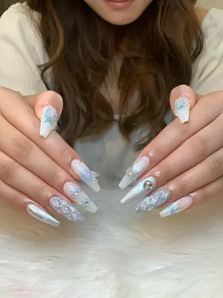 ネイル Cloudy Chan Nailのネイルデザイン