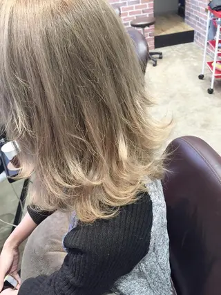 ミディアム 土井 浩輔のヘアスタイル
