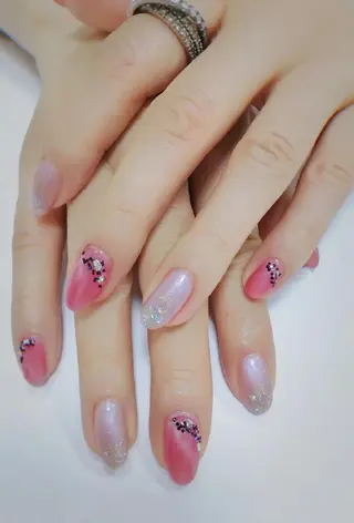 ネイル 横浜市中区曙町 E·U·Bネイルのネイルデザイン