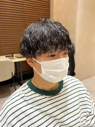 ショート パーマ メンズ 波巻きスパイラルパー マ/シャドウパーマ駿のヘアスタイル