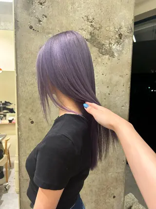 ロング カラー 寺澤 花梨のヘアスタイル