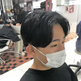 ミディアム パーマ メンズ うねり・パサつき改善 山本翔大✨️のヘアスタイル