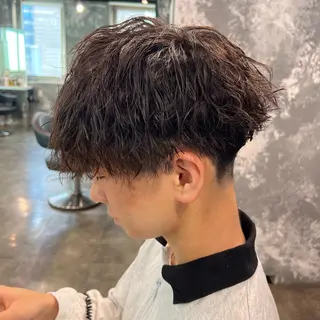 メンズ 🪽直毛男子の救世主 🪽フェザーパーマのヘアスタイル