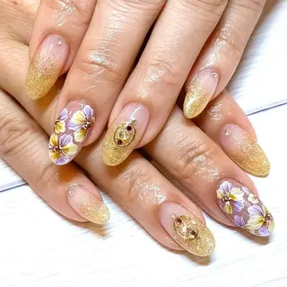 ネイル f'bloom  L’ecrinのネイルデザイン