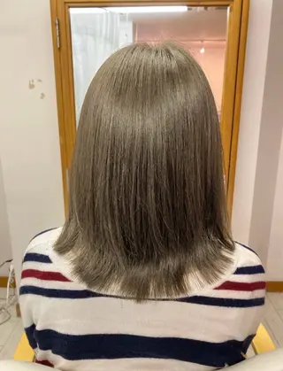 ミディアム カラー CRADLE Takeuchiのヘアスタイル