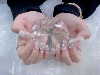 ネイル パーツ全部¥110 サロンミミのネイルデザイン