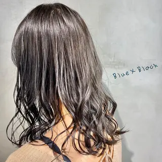 セミロング 寄主 洸雅のヘアスタイル