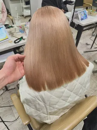 ミディアム カラー 🦄ハイトーンカラー 🦄まるおしょうのヘアスタイル