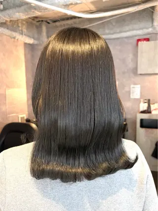 セミロング カラー 🩶鈴木茉奈🩶艶髪 /透明感/暖色カラーのヘアスタイル