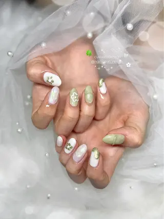 ネイル Neige所属・Neige 𓂃 aiのネイルデザイン