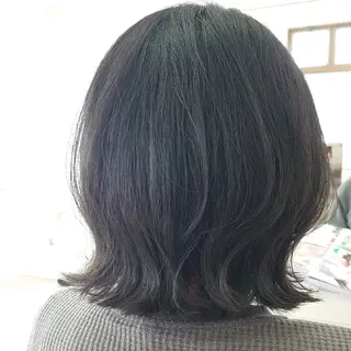 ミディアム キンジョウ エナミのヘアスタイル