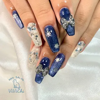 ネイル ViViChi 梨帆のネイルデザイン