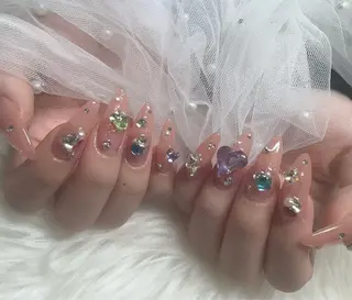 ネイル &ME ネイルサロンのネイルデザイン