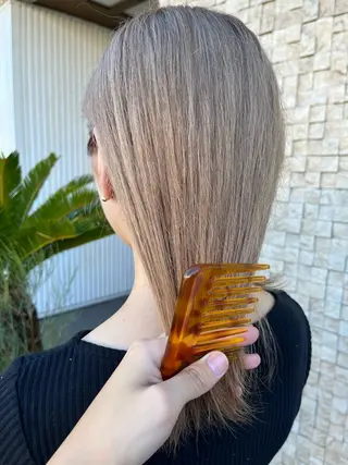 セミロング タマムラ　ミヅキ🌙 HOWDYのヘアスタイル