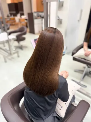 ロング カラー 新井優馬｜縮毛矯正/ 地毛風ストレートのヘアスタイル