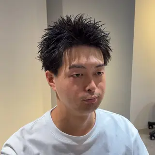 ショート メンズ 小岩 隆樹のヘアスタイル