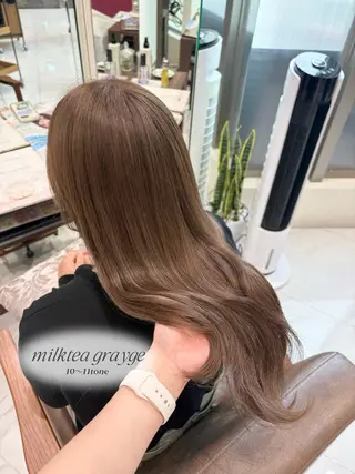 ロング カラー momo🍑/顔周り カット指名No.1のヘアスタイル
