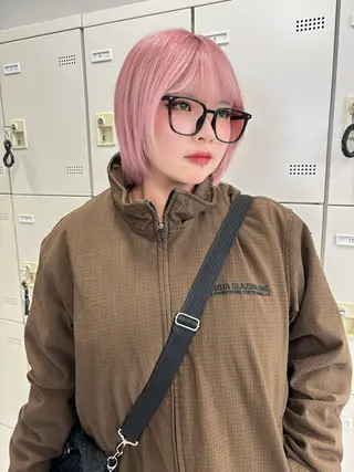 ミディアム カラー ブリーチ/ハイトーン /レイヤーのヘアスタイル