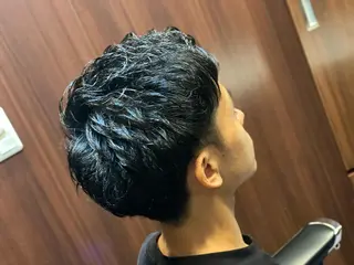 ショート パーマ メンズ 浅見 天翔のヘアスタイル