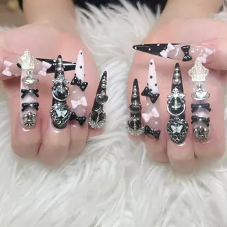ネイル ANH NAIL ゴテゴテ専門店💎のネイルデザイン
