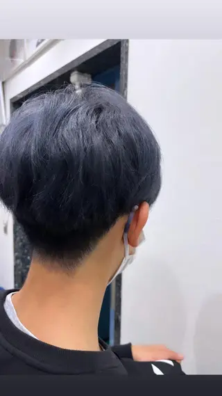 ショート カラー 山森 大地のヘアスタイル