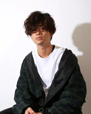 ショート メンズ メンズパーマ特化🔥 ツイスパ/シャドウのヘアスタイル