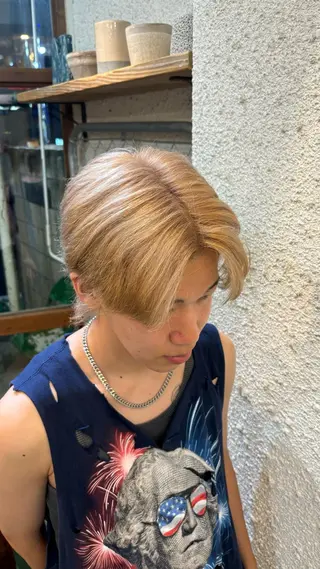 ショート カラー メンズ ツヤ髪ハイトーン ×レイヤー🌝リオのヘアスタイル