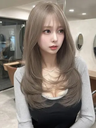 セミロング 祖慶 歩のヘアスタイル
