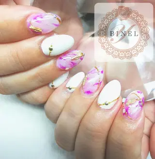 ネイル Nail Salon Y.BINELのネイルデザイン