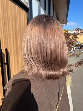 カラー 福島 果音のヘアスタイル