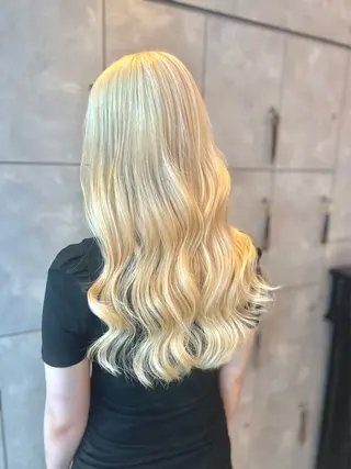 ロング カラー ヘアアレンジ 🌈インナーカラー ‘ショウマ’🌈のヘアスタイル