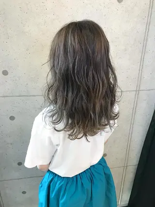 カラー 💎馴染むエクステ× TOMO💎のヘアスタイル