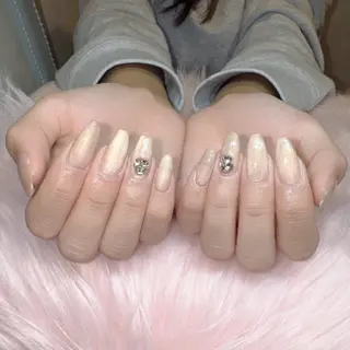 ネイル RIEKO🍒 ワンホン♡推しネイルのネイルデザイン