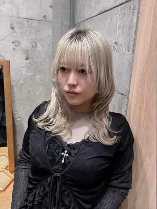 ロング カラー ヘアアレンジ mina 🐈‍⬛ ラフな似合わせヘアのヘアスタイル
