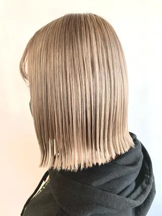 ミディアム 韓国レイヤーカット KOUKIのヘアスタイル