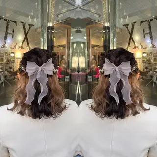 ミディアム ヘアアレンジ 💎ハイトーン/艶 カラー モエカ💎のヘアスタイル