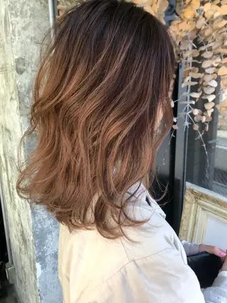 セミロング カラー Pia ツボイ ケイタのヘアスタイル
