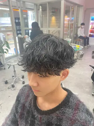ショート カラー パーマ ヘアアレンジ メンズ キッズ ネイル マツエク・マツパ アイブロウ 🔥漢髪特化メンズ マネージャーYUKIのヘアスタイル