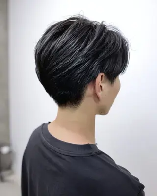 メンズ 金山／森心乃　カット ブリーチモデル募集中のヘアスタイル