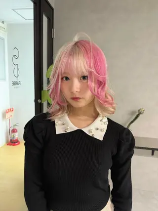 セミロング ホワイトカラー/梅田 デザインカラー/しんのヘアスタイル