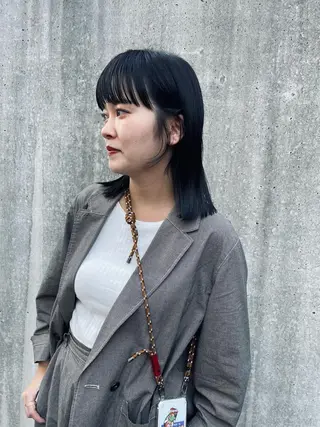 ミディアム カラー Basis 田口豪司のヘアスタイル