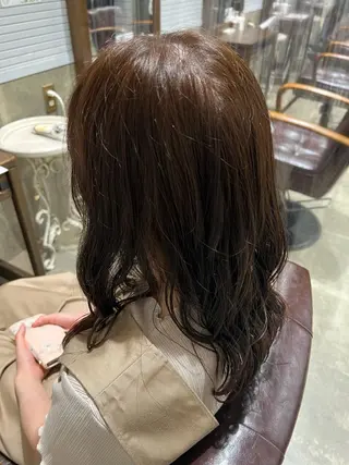 セミロング カラー 山口 莉々香のヘアスタイル